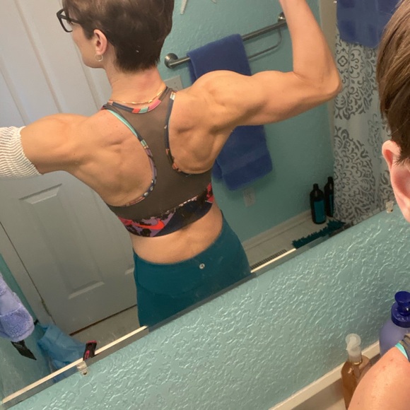 Meet your Posher, Erica - Picture 4 of 4